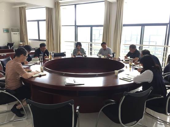 43BF106CE763D221C5ED830326AA5CE1